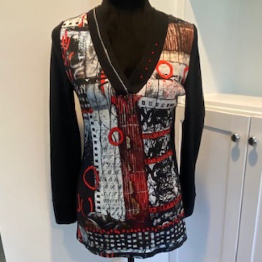 DOLCEZZA!! RED & BLACK LONG SLEEVE TUNIC!! SZ S!!
